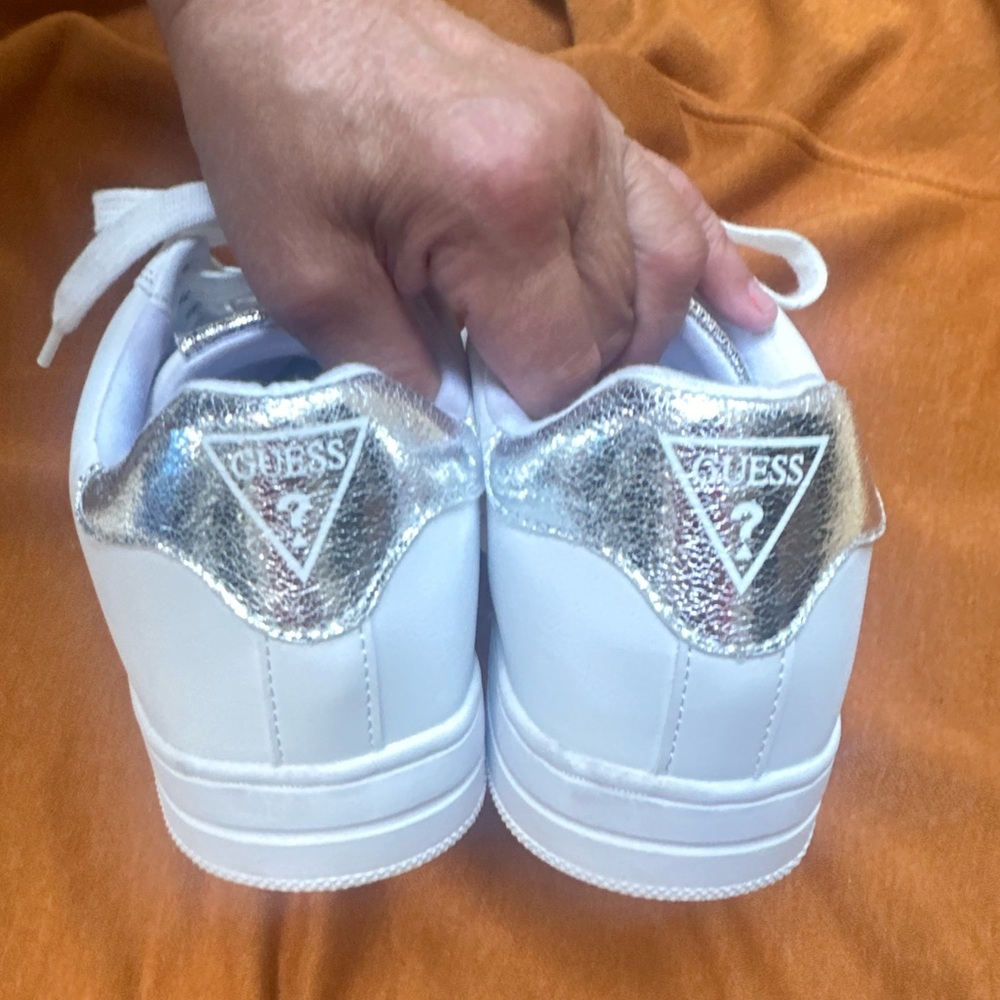 - Guess | Shoes - size 10 - Picture 11 of 11
